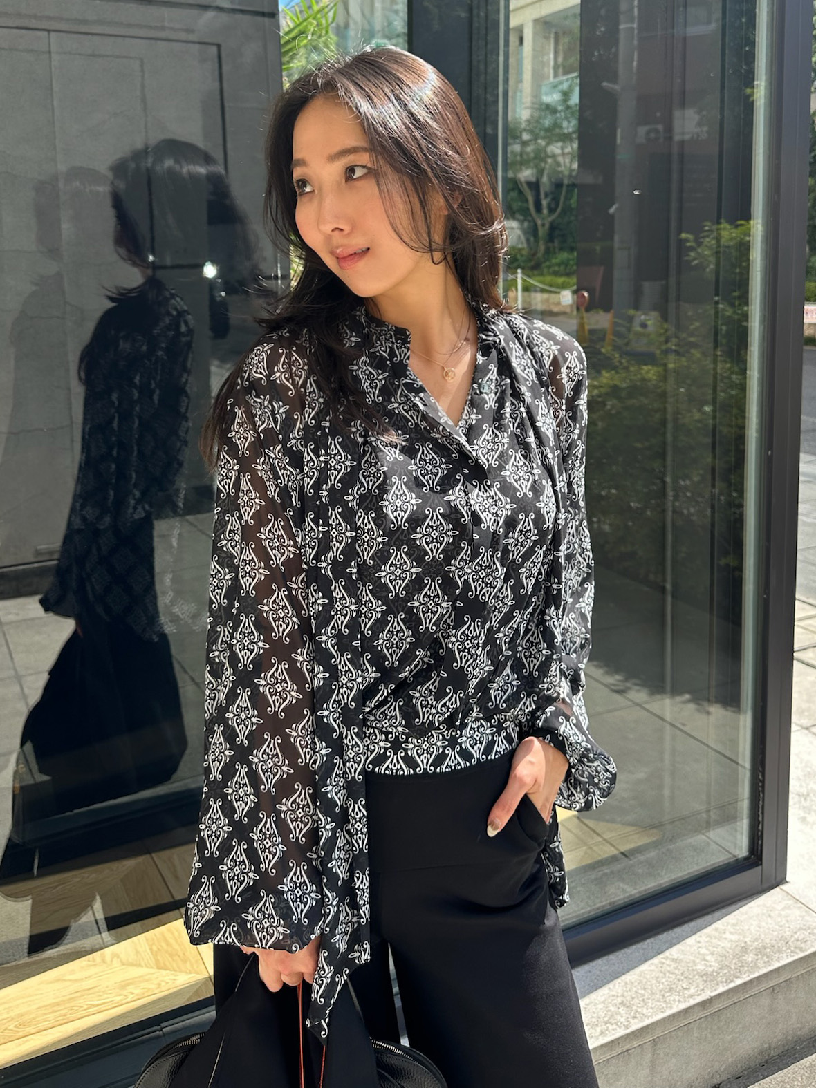Look5-1