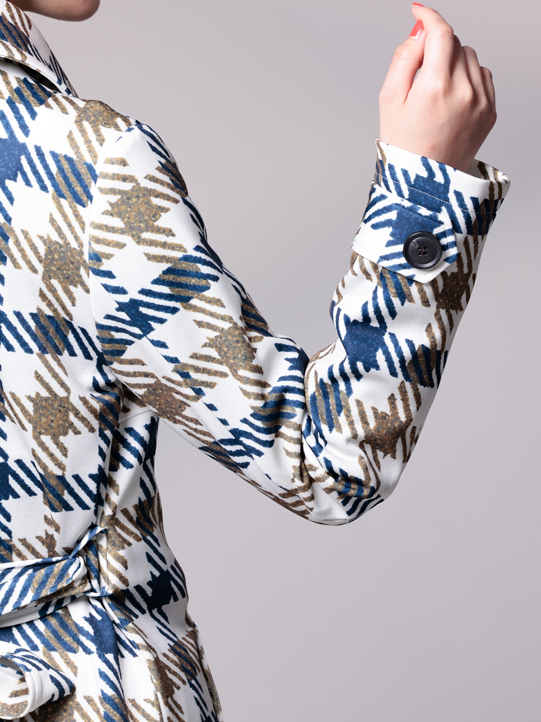 チェックコート キービジュアル2