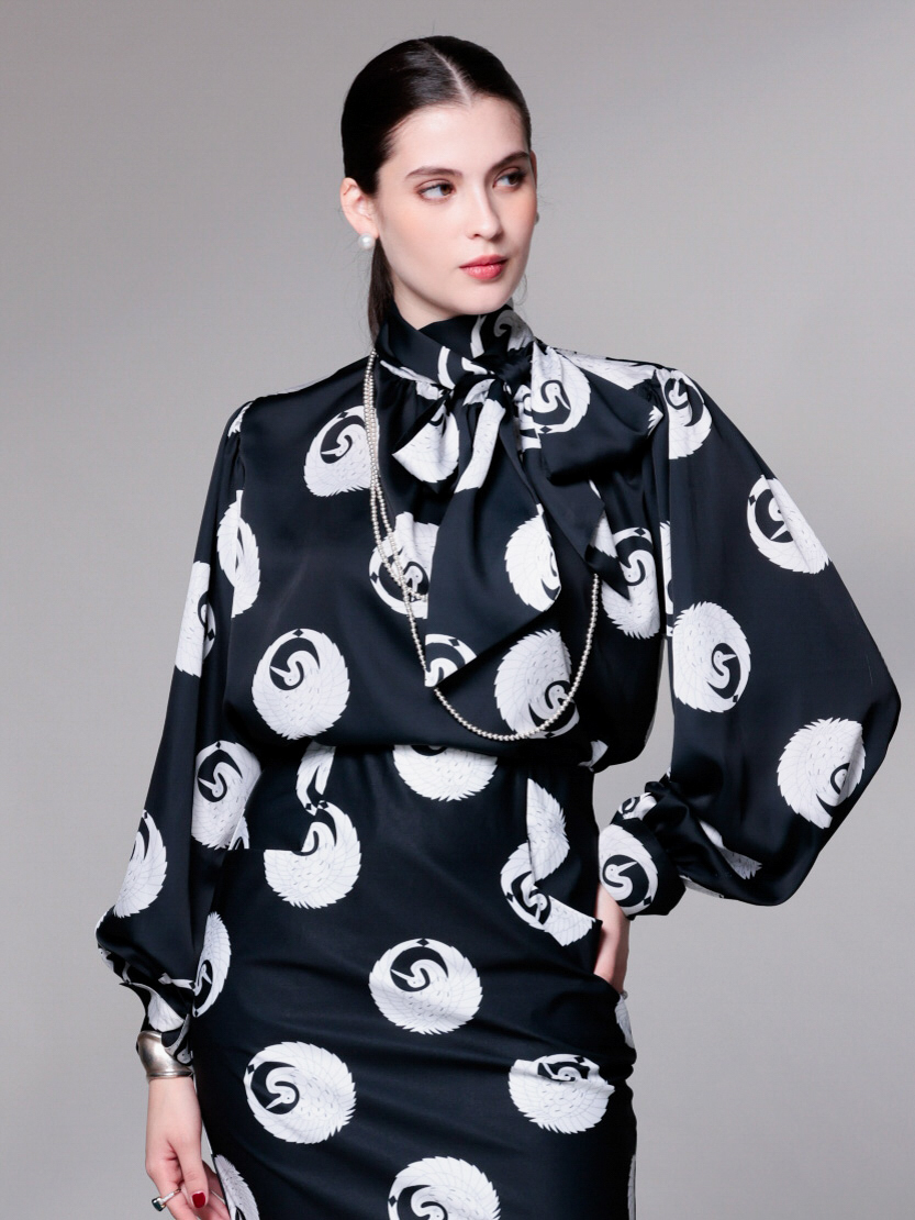 BLOUSE ディテール1