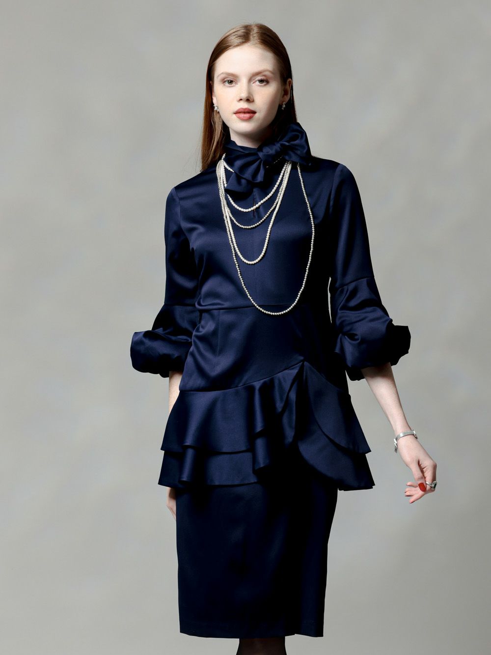 ネイビーパフスリーブワンピース | REGINA ROMANTICO（レジィーナ